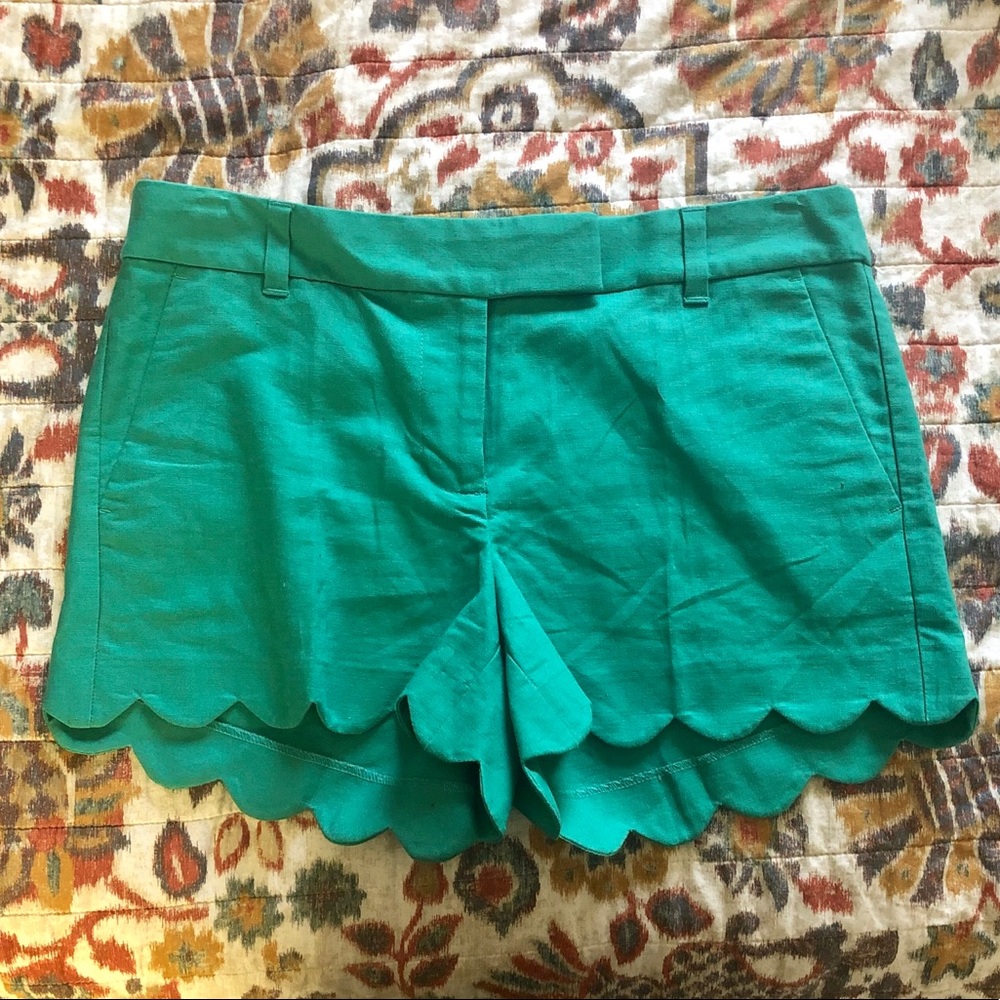 Scalloped Hem Shorts